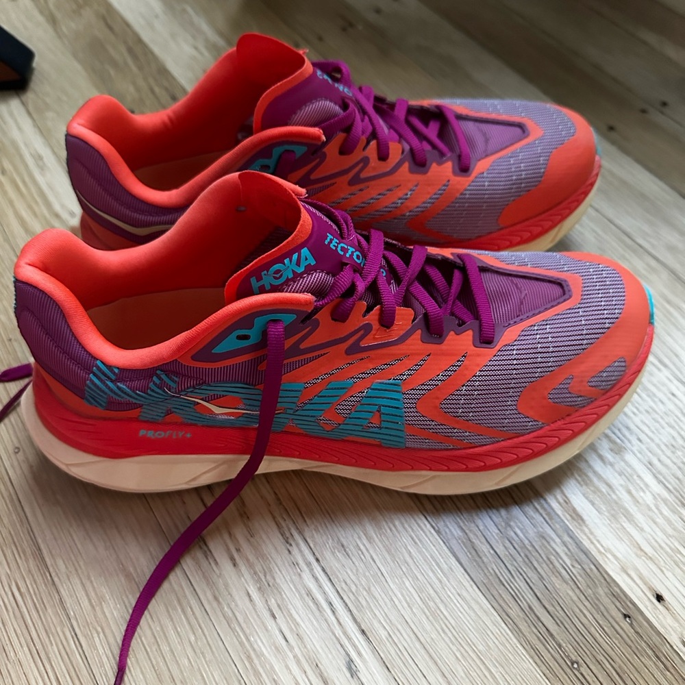 Mens Hoka Tecton X 2 US Size 8
